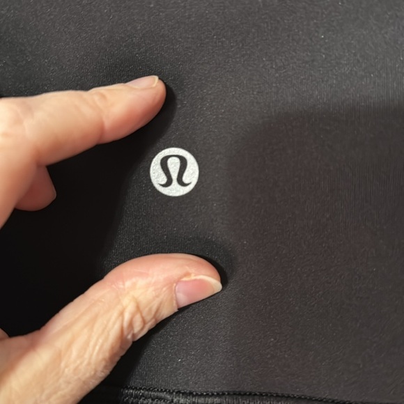 Lululemon Wunder Under HR Tight 28” *full on luxtreme black size 8 - Picture 7 of 8